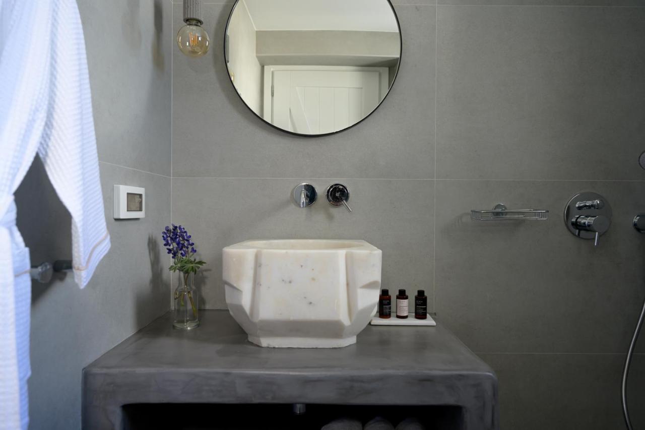 Oia Kissiri - Private Pool Villas Dış mekan fotoğraf